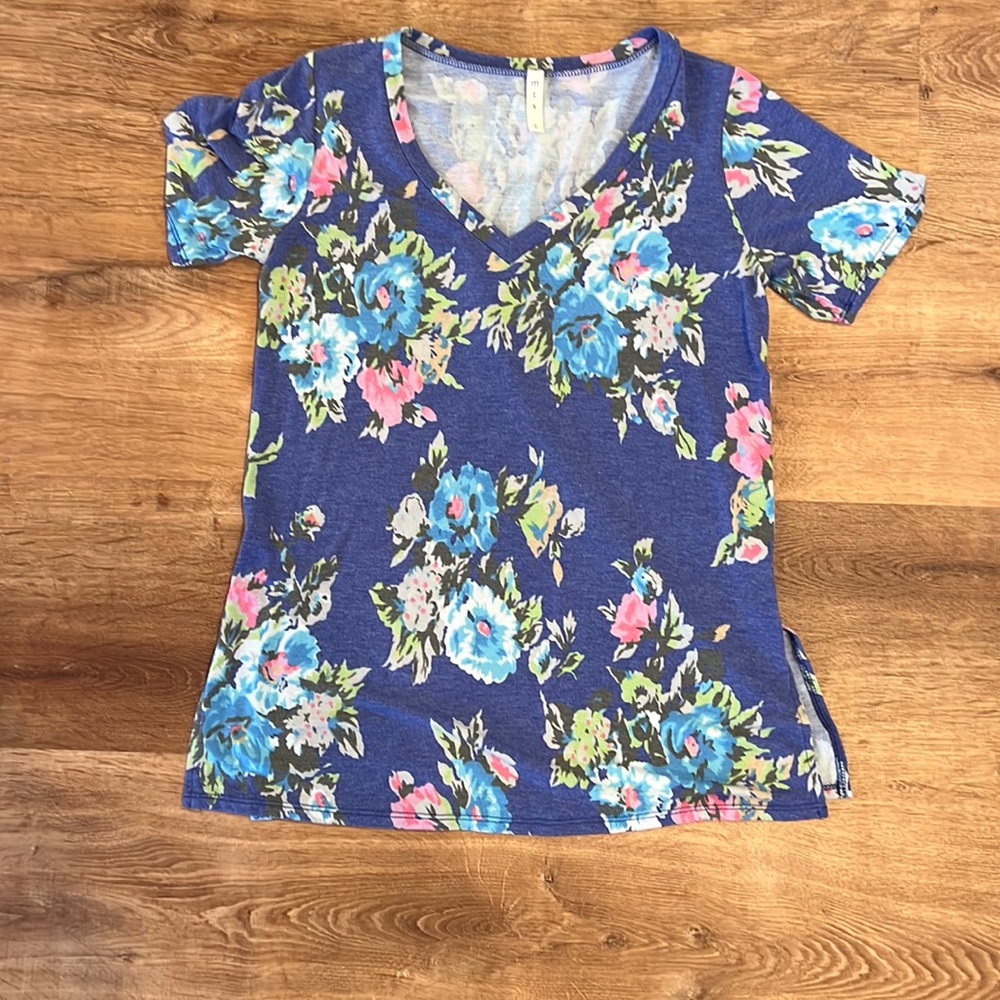 Floral top